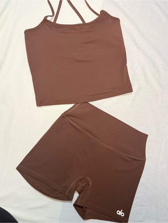 ALO Yoga Tops - ALO Yoga Mauve Brown Active Crop Top & Biker Shorts Set